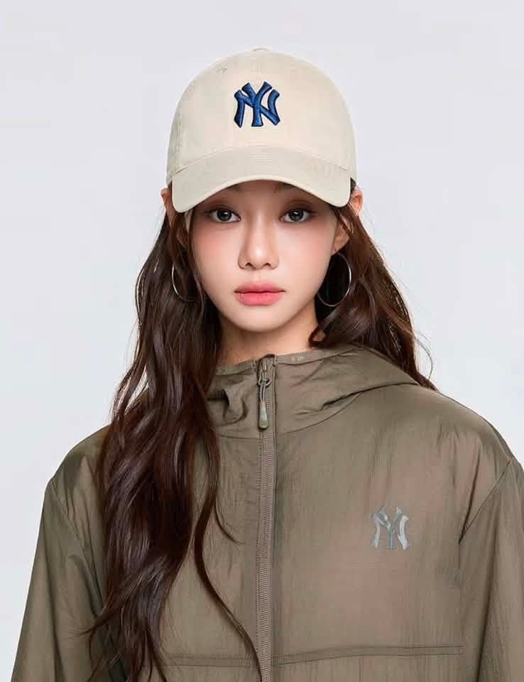 jeffbstore's tweet photo. 〰️Preorder〰️
🧢MLB Ace Unstructured Ball Cap NY🧢‼️ Sale‼️

💬มี 4 สี
Dark Beige
Beige
Navy
Brown

✖️Price : 890฿✖️

📌 จ่ายตอนของมา แต่ห้ามเทน้า
📍รับจำนวนจำกัด
(รอของ6-8week) #jeffbpre

⬇️สั่งจองได้ที่ฟอร์มใน reply ใต้โพสนะคะ⬇️ https://t.co/IKlK85cjfM