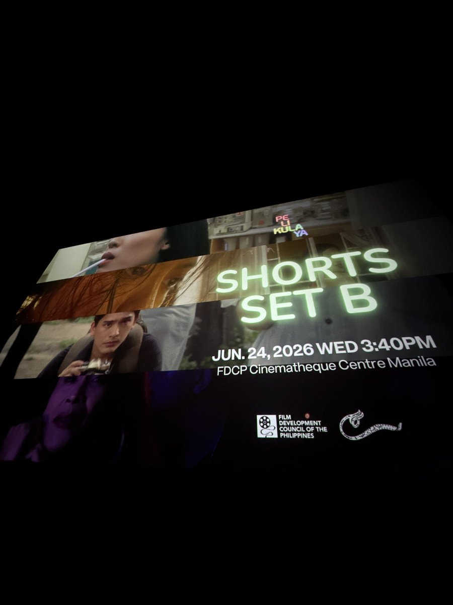 xiueetener's tweet photo. even my cinema view is political. kahdjsjs FUCK THE DISCAYAS!! https://t.co/jPDNEcdCA0
