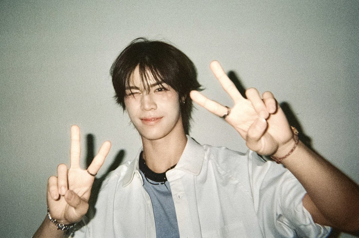 nouera_official's tweet photo. NouerA 1st OFFICIAL FANCLUB ‘NovA’ Preview.exe 📸

📅 모집기간 (*얼리버드) : ~ 07.10 (금) 23:59 (KST) 
🔗 https://t.co/oh0VqmMCGF

#NouerA #누에라 #ヌエラ
#1st_OFFICIAL_FANCLUB_NovA https://t.co/6wiqN63tkV