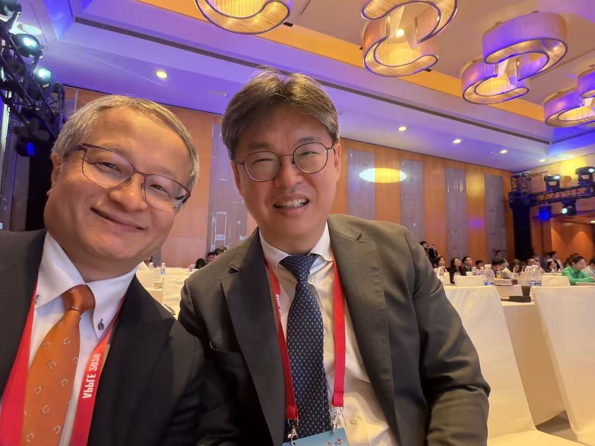 hongjaechon's tweet photo. 🔥 Honored to speak at #APPLE2026 in Shanghai!
Grateful for the opportunity to share our work on gross morphology as a surrogate of tumor biology in HCC and its implications for immunotherapy in HCC, while also discussing current perspectives on conversion surgery🙏

Thank you to the organizers and everyone who made this meeting such a wonderful experience. Looking forward to future collaborations.
#HCC #LiverCancer #Immunotherapy #GrossType #ConversionSurgery