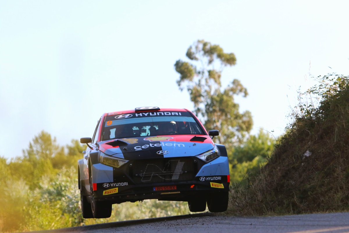 RallyRACC's tweet photo. 🎖️ ¡@JASuarezOficial y @IglesiasPin se imponen en el @RallyeVigo del @SuperCER_RFEDA ! 🚀🚀🚀

🎖️ José Antonio Suárez i Alberto Iglesias s'imposen en el #RallyeRiasBaixas del Supercer! 🚀🚀🚀

📷 Rallye Rías Baixas

#𝚁𝚊𝚕𝚕𝚢𝚁𝙰𝙲𝙲 https://t.co/QqDXBFDdCA