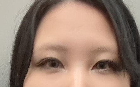 Na2_Jail's tweet photo. 3年前の7/5、初出勤のときは眉無しメイクにハマってたらしい
林檎ちゃんのライブで見たbambiちゃんのこの映像に影響受けてたんだろうねえ
眉無しメイクまたやろかな😼
https://t.co/3YUCsZZEuL https://t.co/1yqcmFgSbr
