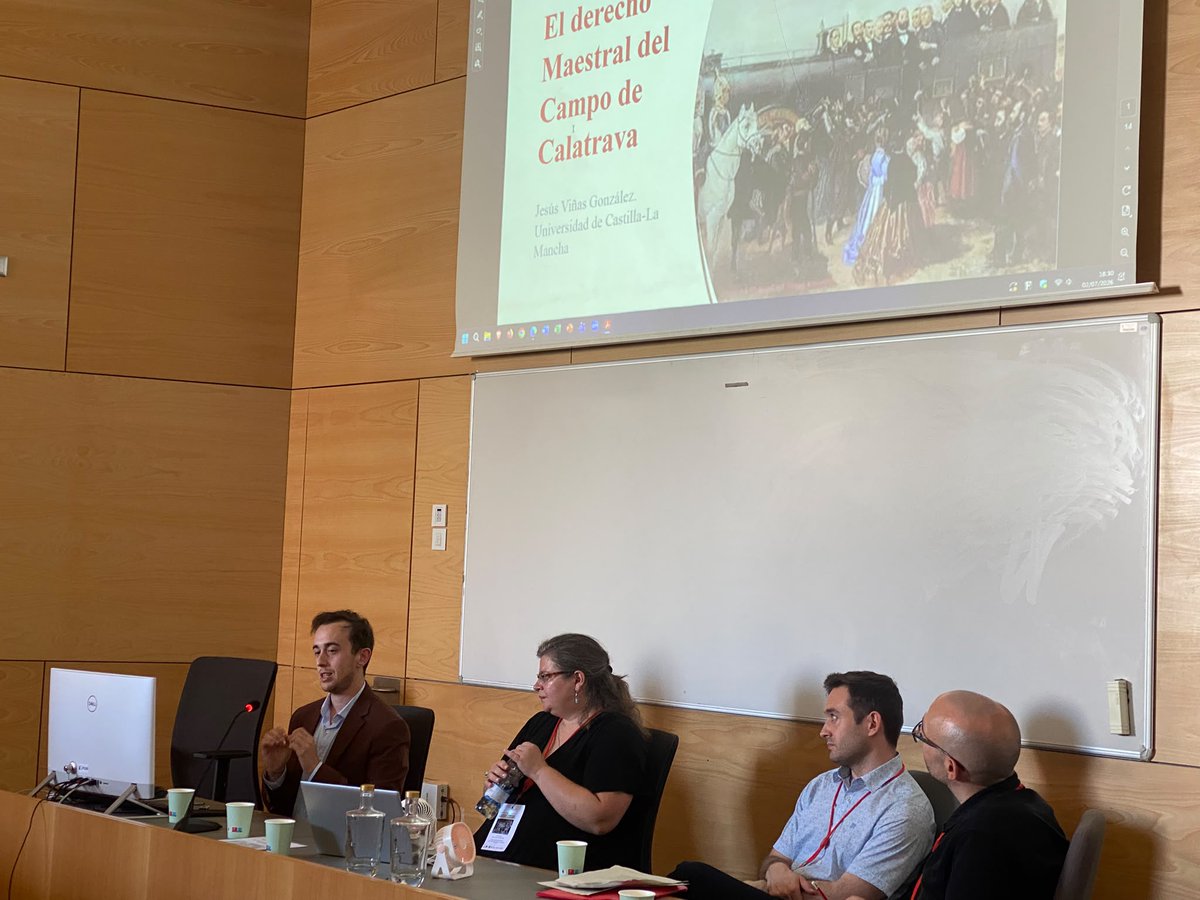 fdye_cr's tweet photo. El investigador predoctoral del área de Historia del Derecho de la @fdcs_cr, Jesús Viñas González, participó en el VI Encuentro Hispano-Luso de Historiadores del Derecho, que tuvo lugar en la Universidade de Lisboa. https://t.co/3McJmLLrZp