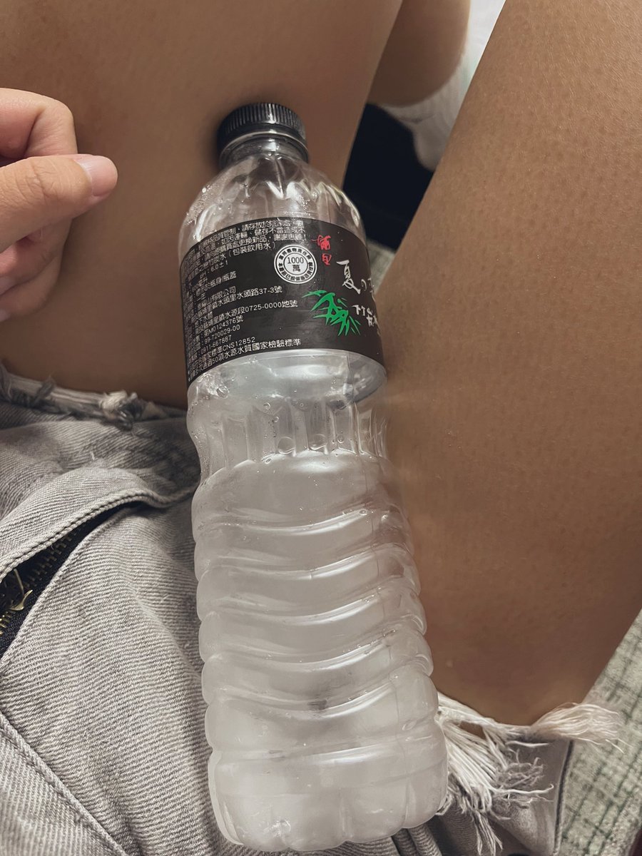 masato2040's tweet photo. みんな気にかけてくれてありがとう 今はおとなしく冷やしてるよ😤 https://t.co/PNvehXwDPd
