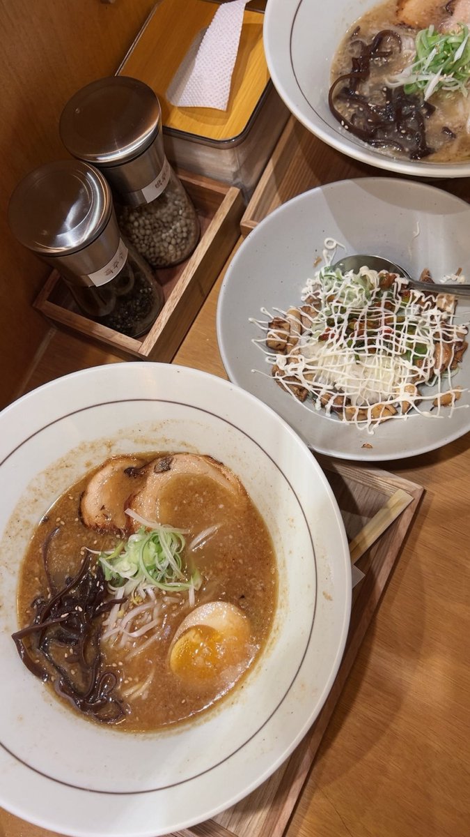 jennysdiaryy's tweet photo. ramen before a 5 day fast🍜 #edtwt https://t.co/WRtkFvvvLc