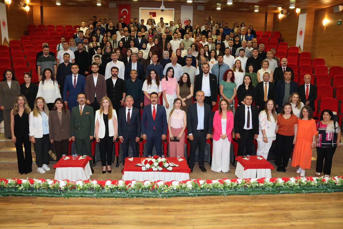 RizePem's tweet photo. Eğitim Dairesi Başkanlığınca Düzenlenen, 
2026 Yılı 5. Grup Aile Destek Eğitim Programı, 5. Grup Tüketici Mahkemesinde Görev Yapan Personeller İle 5. Grup Mübaşirlere Yönelik  Hizmet İçi Eğitim Programları Açılış Töreni Rize Kenan İpek Personel Eğitim Merkezinde Gerçekleştirildi. https://t.co/xYLuj2iePO