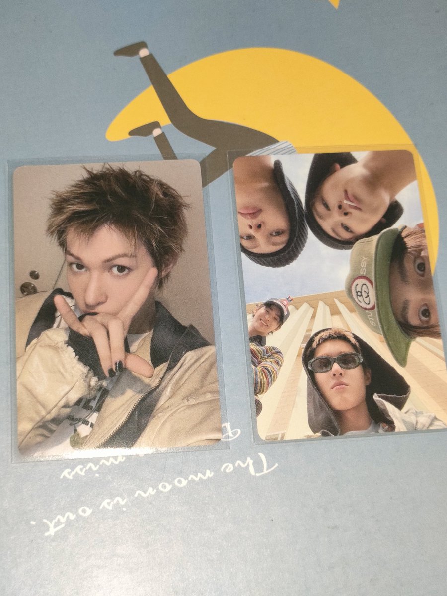 mooniecherry__'s tweet photo. wts | want to sell | lfb
Photocard Martin Cortis YZY 4.0 &amp; Group Vinyl

🏡 Jateng
💸 200k (martin)
💸 80k (group)
💸 265 (take both)
💚 exc admin oren 12% 
🌟 Boleh split pay
❌ Not for sensitive buyer https://t.co/iJoLyoFNAy