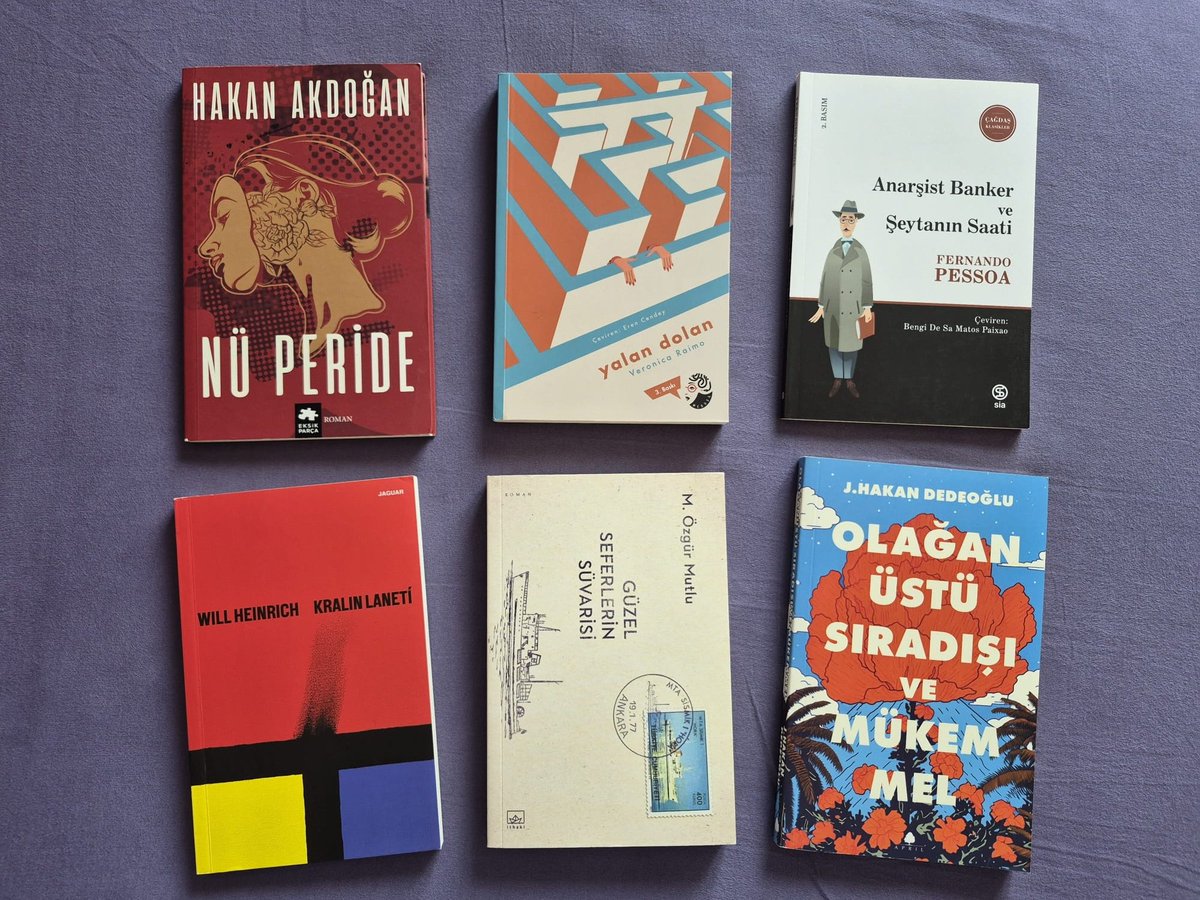 bookssparkle's tweet photo. 🪐
Hem kısa olsun hem de su gibi aksın diyenler için okuyup çok beğendiğim, sayfa sayısı az ama etkisi büyük kitapları şuraya bırakıyorum.
Akıcı kurgu arayanlar kesinlikle kaydetsin!
Yorumlarım için profilime bakabilirsiniz. 
#kitaptavsiyesi
#pazartesi https://t.co/nahecM5cNB