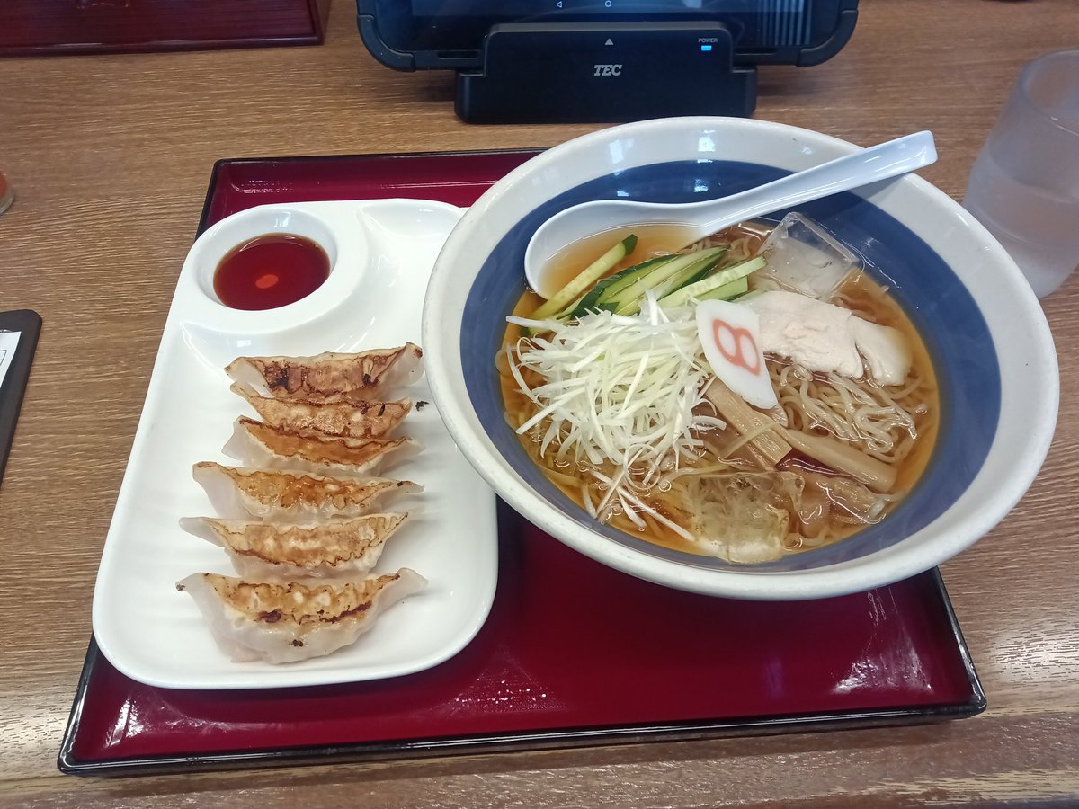 fire_good's tweet photo. シーズンに一度は食べておきたくなる冷やしラーメン https://t.co/OWZxnoyg6p