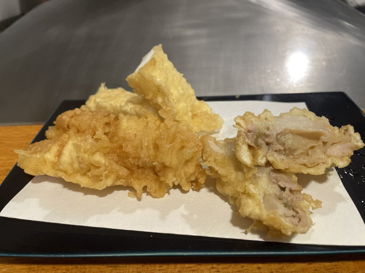 St4Aj's tweet photo. 昨日は誕生日で経堂のはやしさんに子供と嫁に連れて行ってもらいました😋
久々の天ぷら屋さんの天ぷら美味しくて食べ過ぎたw
蛤と太刀魚と鮎が特に美味しかったなぁ… https://t.co/YG4QLRjslU