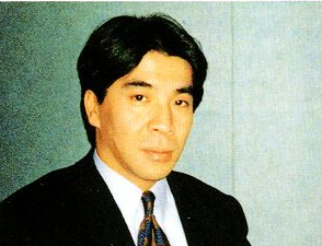 COTW_SNK_NeoGeo's tweet photo. Interview with Hiroyuki Kōno about the Hyper Neo Geo 64, from the SNK Newsletter SSC Vol.1.

He is presented as Department Head of the Second Planning Department, within SNK’s Planning & Development Headquarters. He joined SNK in 1989 as a planning producer and had been involved in development since the launch period of the Neo Geo.

He later joined Dimps when the company was founded in 2000, and is now listed as Executive Officer / Head of the Business Promotion Headquarters.

_ SNK confirms that the 64-bit hardware had already been finalized, and that the teams were now working on the first games.
_ The first planned title was a polygon-based 3D Samurai Spirits, shown in the article through development screenshots.
_ SNK did not intend to abandon fighting games, but wanted to use this new hardware to expand into other genres.
_ 3D was presented as an important evolution, but not as the only point of the system, which was also said to have strong 2D capabilities.
_ Kawano explains that the real challenge was figuring out what SNK could bring to 3D, rather than simply following the trend.
_ The shift from the Neo Geo’s 16-bit CPU to a 64-bit CPU was meant to allow forms of expression that were impossible on the older hardware.
_ Future 64-bit games would not be compatible with the home Neo Geo systems, neither cartridge nor Neo Geo CD.
_ SNK still planned to continue developing games for the classic Neo Geo hardware.
_ The interview also shows SNK’s intention to produce more original titles for home consoles.
_ Kawano does not reveal a precise future line-up, but confirms that SNK wanted to explore several genres.
_ The article presents this hardware as an important step in changing SNK’s image, which had until then been strongly associated with 2D fighting games.
_ The general idea is that SNK wanted to enter the 3D/64-bit era while preserving its own identity.
#SNK #SamuraiSpirits #NeoGeo