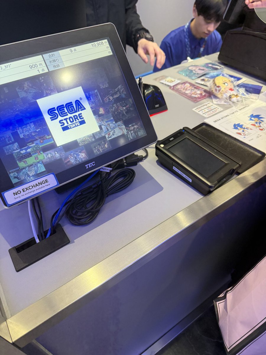 1lc5si9's tweet photo. 就是被带着到处逛 https://t.co/xYFcnn8otO