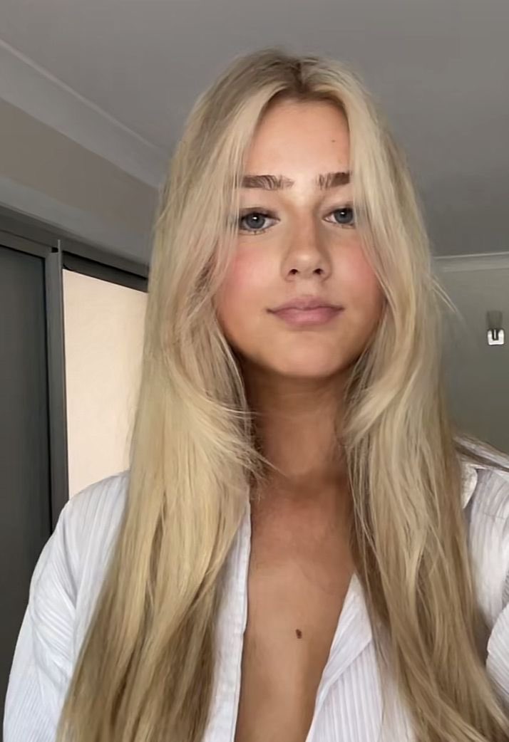Scam Goddess Elise 😈 tweet media