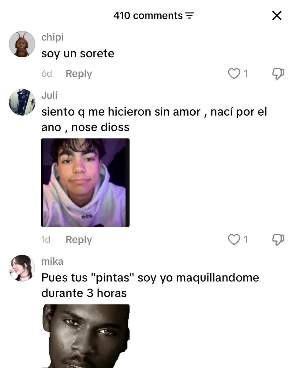poisitions's tweet photo. hay una generación entera comparándose con filtros de tiktok … la cantidad pibas jovenes que deben consumir esto todos los días y empiezan a creer que así se ve una cara normal 😭 después te pones el filtro y sos wanda despues del octavo faceapp https://t.co/Z7gaJgXXgv