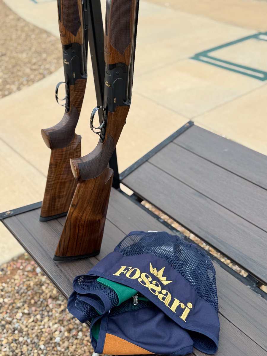 FAIRITALY1971's tweet photo. 💥

#FossariItaly #Shotguns #CompetitionShotgun #ClayShooting #MadeinItaly https://t.co/Oq8K2BAwG8
