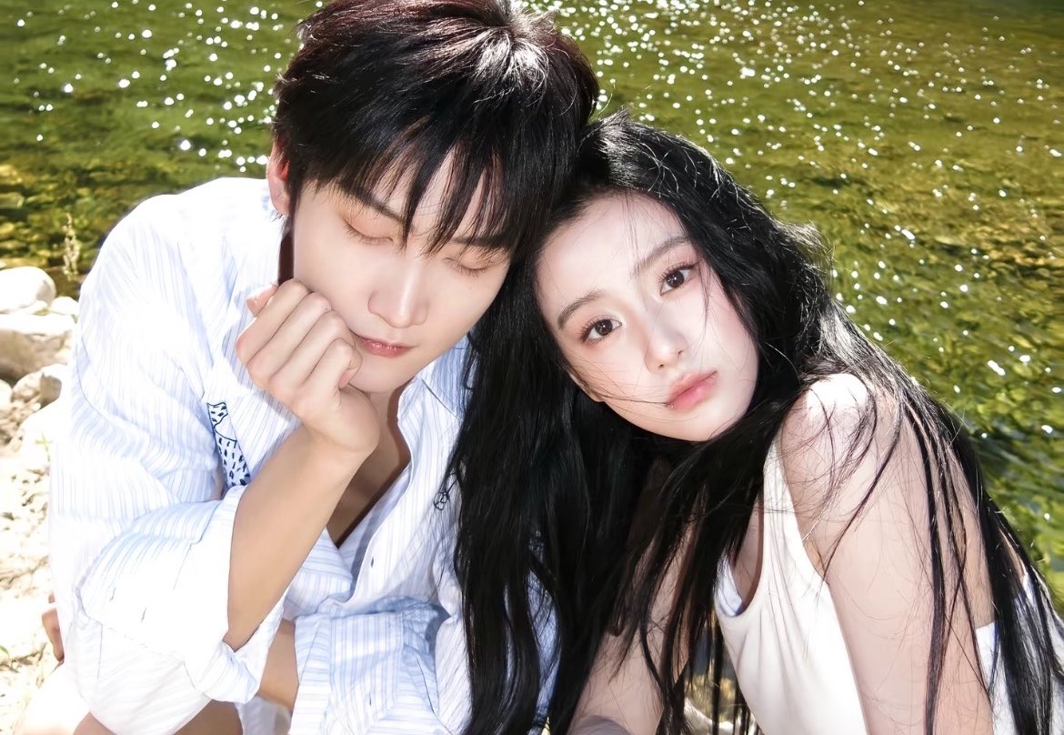 pyeonaee's tweet photo. 《 치하 》 폰&amp;아이패드 배경화면 모음 zip.
+일코가능한사진까지 https://t.co/Ztc6NpUm9N