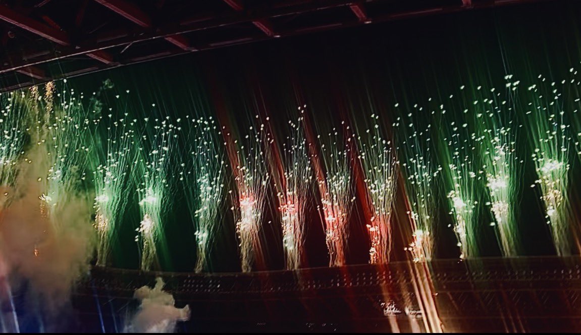 mini_green39's tweet photo. ニュースでやってたけど、花火4,500発もあったんか…
そんなん地方の花火大会超えるレベルですやん😱
#MrsGREENAPPLE
#ゼンジン未到とイミュータブル https://t.co/Ao1Iq4SfGP