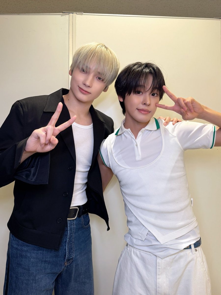 nctwish_jp's tweet photo. BOY MEETS GIRL with #HUENINGKAI #TOMORROW_X_TOGETHER #TXT 

EVERYTHING, ALL AT ONCE, NEO
https://t.co/nGppagW5rf

#RIKU #리쿠 #リク 
#NCTWISH #BOYMEETSGIRL
#NCTWISH_BOYMEETSGIRL
#NCT_10TH_ANNIVERSARY https://t.co/JU3C3cZM1G