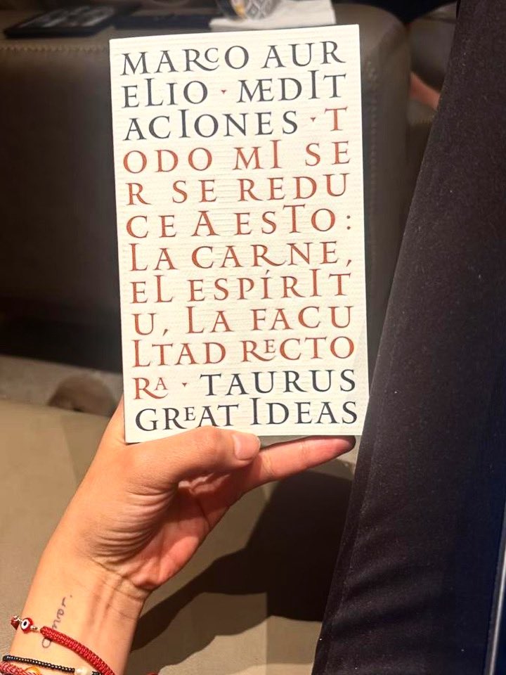 gerardodeleonb's tweet photo. Buenos ☀️🌎: La primera independencia de vida es leer - David Dubnitskiy https://t.co/ZCTP6Pul6a