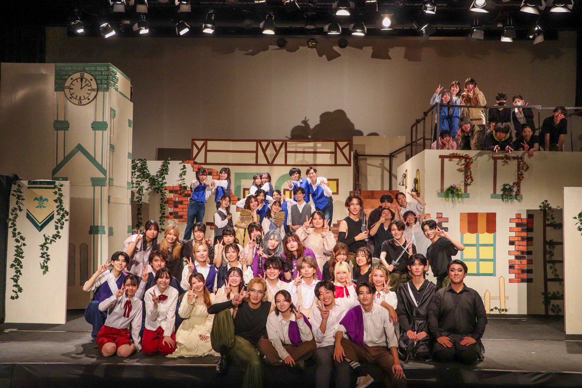 gakuenza1946's tweet photo. ☾︎.*·̩͙┈┈┈┈┈┈┈┈┈┈┈┈
                     終幕
┈┈┈┈┈┈┈┈┈┈┈┈ ☾︎.*·̩͙

#学園座 2026 夏公演
『月が廻るのは誰のため』
作/演出 細川恭平

◇ 公演日時
7月3日(金) 16：30～
7月4日(土) 12：30～ 16：30～
7月5日(日) 12：30～

◇ 上演時間
140分（途中休憩あり） https://t.co/9QrvKulUbr