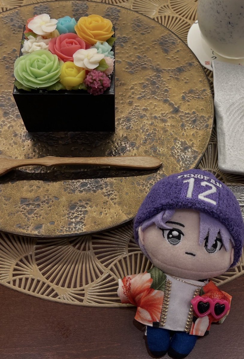 K2Zzh's tweet photo. チビふぇんふぁんと🤭
かわいいから食べるの勿体ないくらい
食べたけど… https://t.co/LR6TPsTGSE
