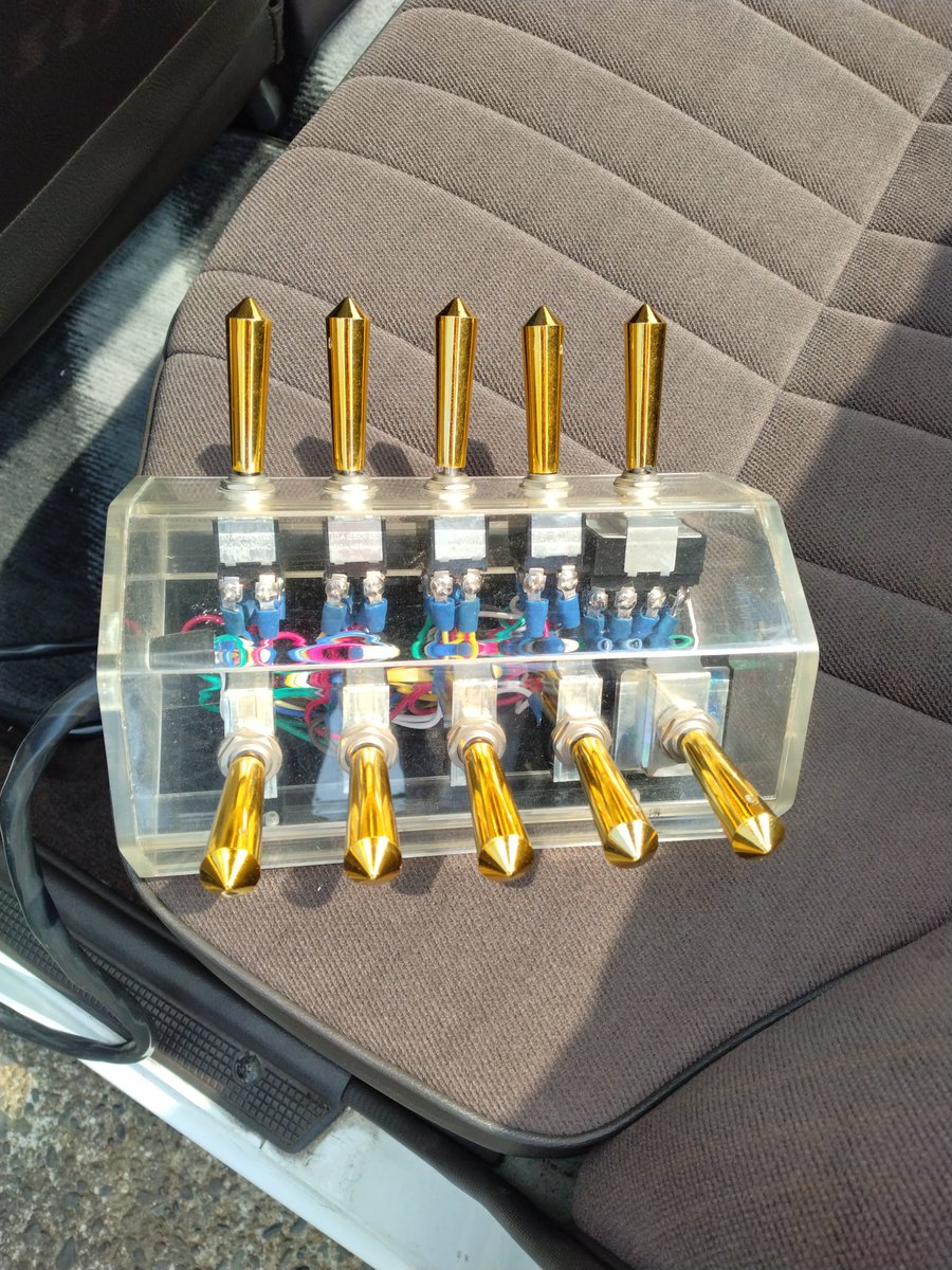 m_326norishio's tweet photo. システム変更のためハイドロフルセットfor sale
ちなみにFB12ならすべてBOLT -ONです
※現在は300ccアキュム新品付
興味のある方はDMにて
#LOWRIDER
#lowridercompact
#HYDRAULICS
#B12サニー https://t.co/tkaSLfjgz7