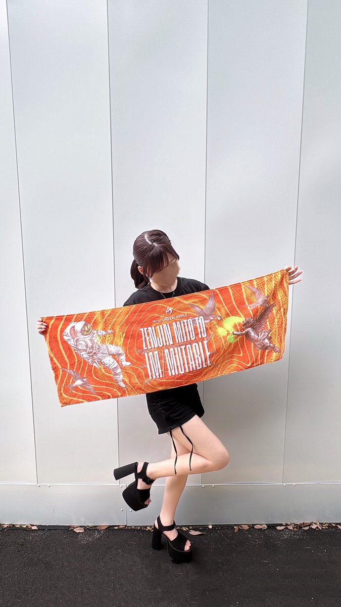 _mchan956's tweet photo. ゼンジン全6公演完走おめでとう⭐️🧡
大事な最後を会場で見届けることができて本当に幸せでしたT ˙̫ T♡
これからも"永遠に"愛してるよ🫧🍏
#ゼンジン未到とイミュータブル 
 #MrsGREENAPPLE https://t.co/ubtKWN7uBh