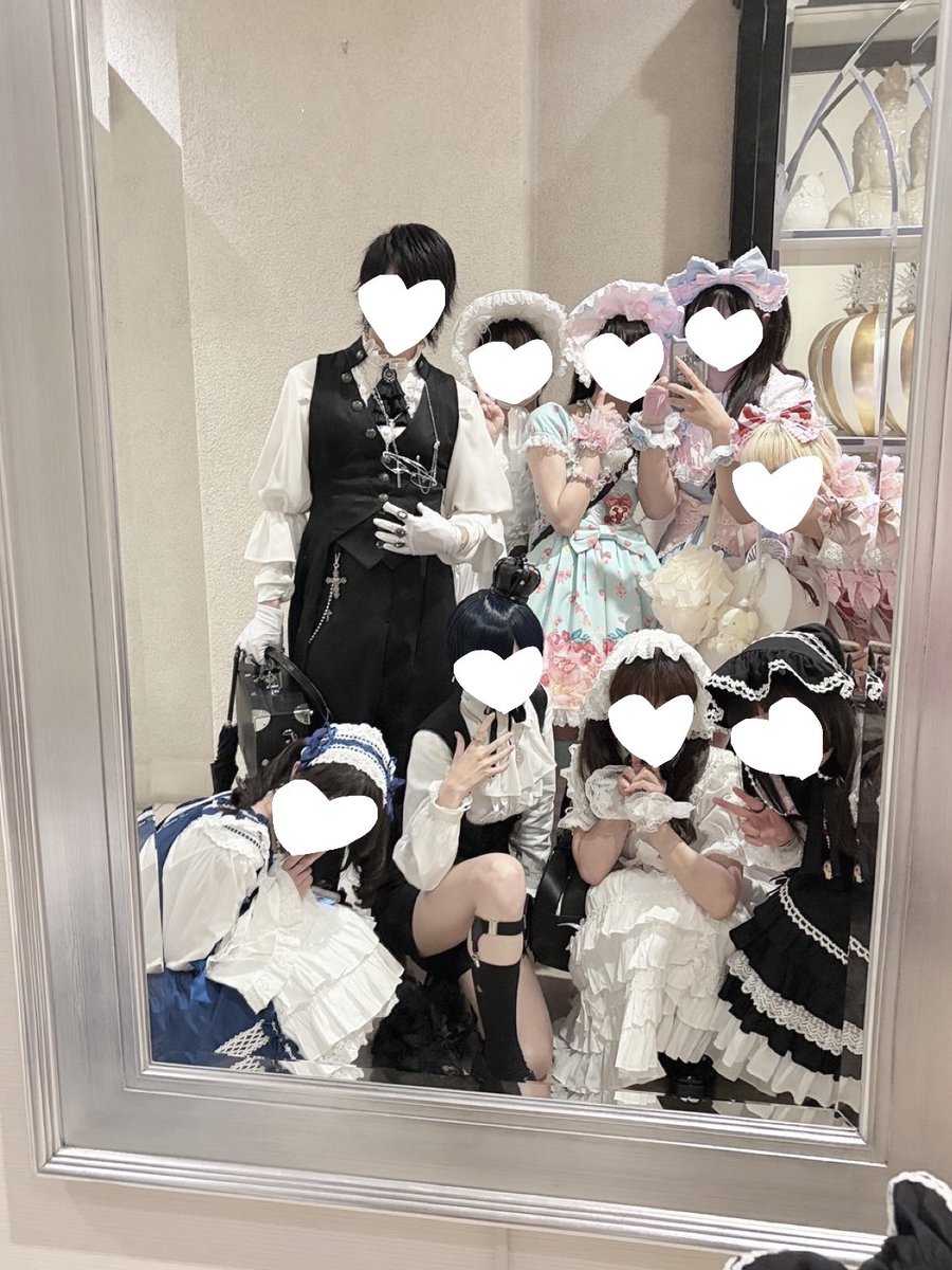 tea4qt's tweet photo. 7月5日は第3回眼鏡お茶会でした♪
今回はとってもカラフル！明るいカラーのお洋服の方が多く、なんだか夏を感じました☀
皆様とっても素敵でした♥
ありがとうございました(̨̡ ⸝⸝⚯̫⸝⸝ )̧̢✨ https://t.co/hnTxbJl2un