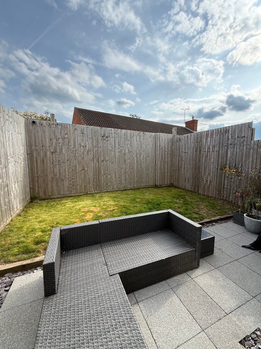 GandJLandscapes's tweet photo. Mini back garden transformation we completed at the weekend making the space more usable π #Nottingham #Landscaping #Ruddington #Creatingyourperfectspace https://t.co/ACv8ewCRCD https://t.co/6p0tuwsmo1 https://t.co/ClsWFKbNzz