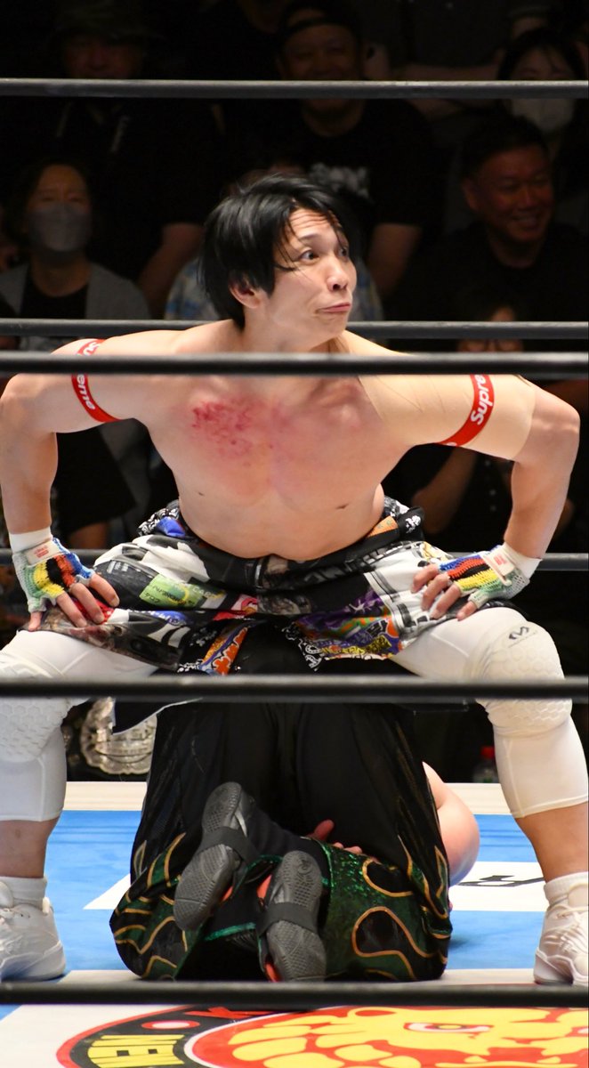 mixcat_gu's tweet photo. 2026.7.6 #njpw #G1Road
後楽園ホール
YOH選手のかわいいフンッ！😤

😊😊😊 https://t.co/4Yqz6f5lWK