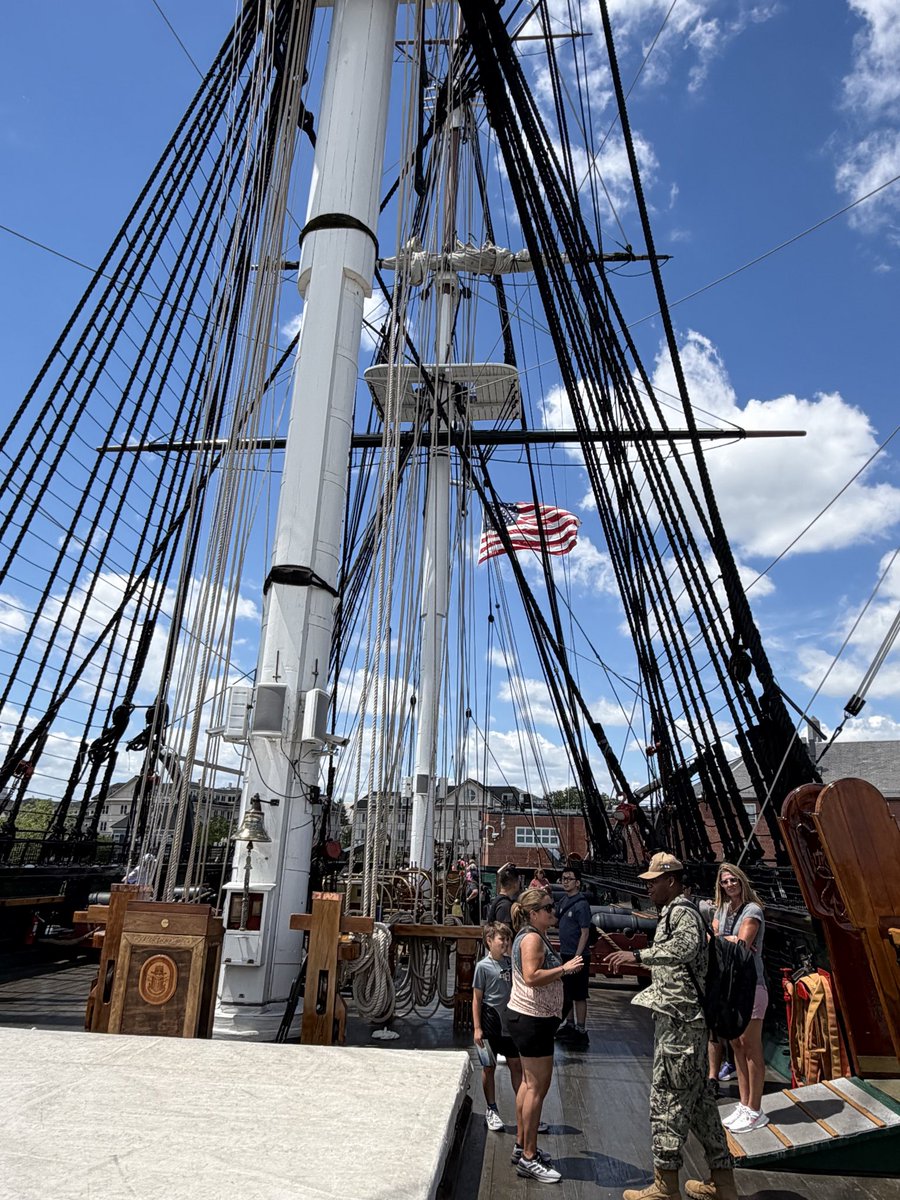 PWH13's tweet photo. @aakashgupta @ManchMayor Went to visit her 2 weeks ago. The Sailors on the ship told us this exact story. Amazing. It’s free and it’s awesome. Go if in Boston. https://t.co/FdDXV39Y73