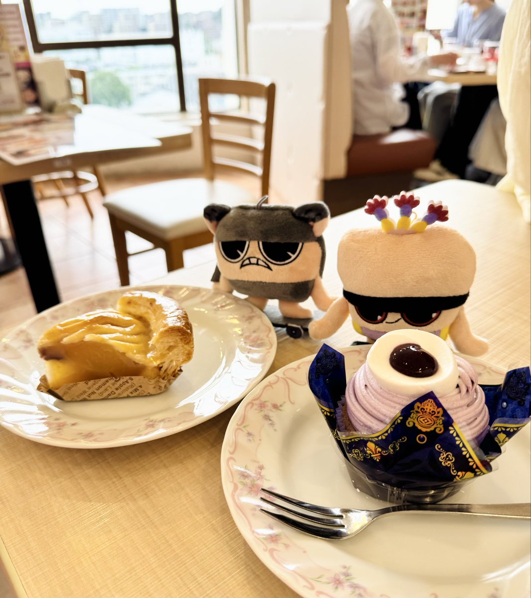 romity91's tweet photo. いつメンべすちとその娘ちゃん達でベス会😋🍽️
いつもビファの話よりもお互いの話ばかりで終わる感じ〜🤭💕
その後は義母の施設に届け物🎁
その後は夫と待ち合わせて🍽️して、帰って来でTVをつけたらビファに間に合った💓
フルサイズで聞けて嬉しかった〜😊 https://t.co/f02kmLNh5y