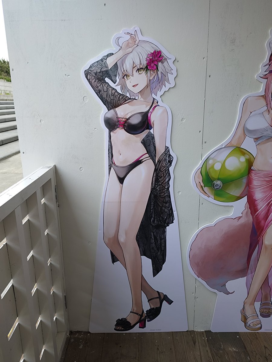 natumeblack002's tweet photo. ジャルタにしてはおとなしめの水着やねと思ったのは内緒 https://t.co/e9WxVfNx9x