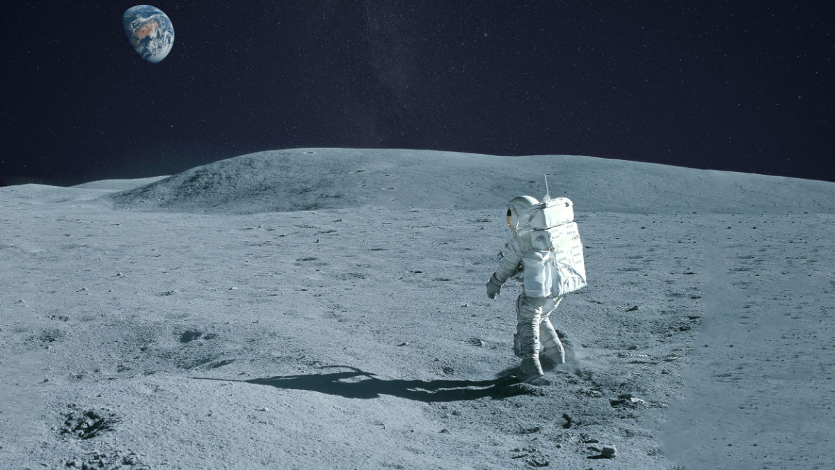 LesaviezvousQt's tweet photo. ❓Le saviez-vous ❓
En mai 1969, les astronautes d'Apollo 10 ont entendu un étrange sifflement derrière la Lune, décrit comme une musique de l'espace.
#Apollo10 #MusiqueDeLEspace #Insolite https://t.co/DZpuMWWNiS