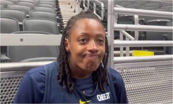 KaujuanR's tweet photo. Hmm no Stephanie White narratives today? Oh she coached well last night? No one argued with refs and played shit defense? Hmm go figure…. 2-0 when there isn’t an emotional breakdown on the court. #noticing https://t.co/F5lSB1fdCa