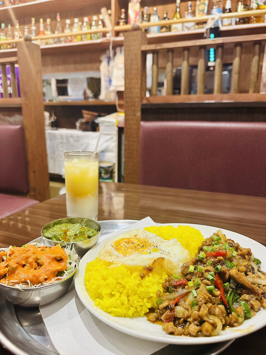 conotherapy's tweet photo. サワディー ナマステ🙏

美味しかった🍛🤤

でもちょっと、量が多すぎて...💦
次回はご飯半分にしてもらいます🥺

彼氏に市場調査？経費になるねって
言われた🤣🤣

私はただのホールのバイトなので
作り方も知らないです🤷🏻‍♀️

#カレー #ランチ #東戸塚 #サワディー https://t.co/RMZIQYNhzI