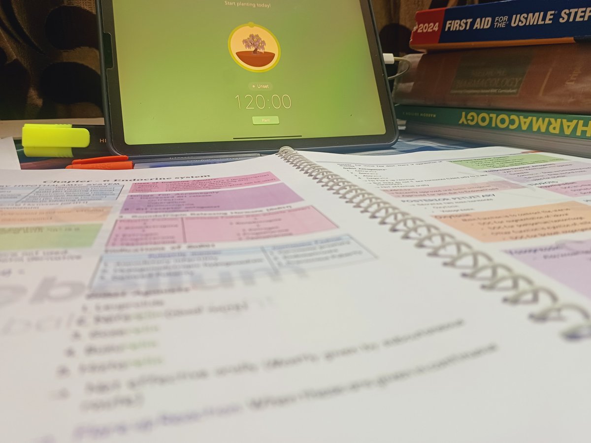 DocAsh_med's tweet photo. Starting at 6 pm because duty was exhausting but can't skip a day
Targets are:-
Endocrine pharma notes
Revise Diuretics
Qbank of autacoids
Cry as I have a 24 hour duty again tomorrow 🥲

Let's go https://t.co/fELvG6XAIU