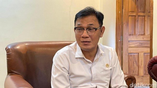 kemgelapan's tweet photo. KABAR KEGELAPAN :

Budiman Sudjatmiko setuju untuk membuat rangkain forum diskusi dengan Harvard Univesity!

Adapun kendalanya adalah pihak Harvard tidak setuju https://t.co/IIQ5Dfcp8S