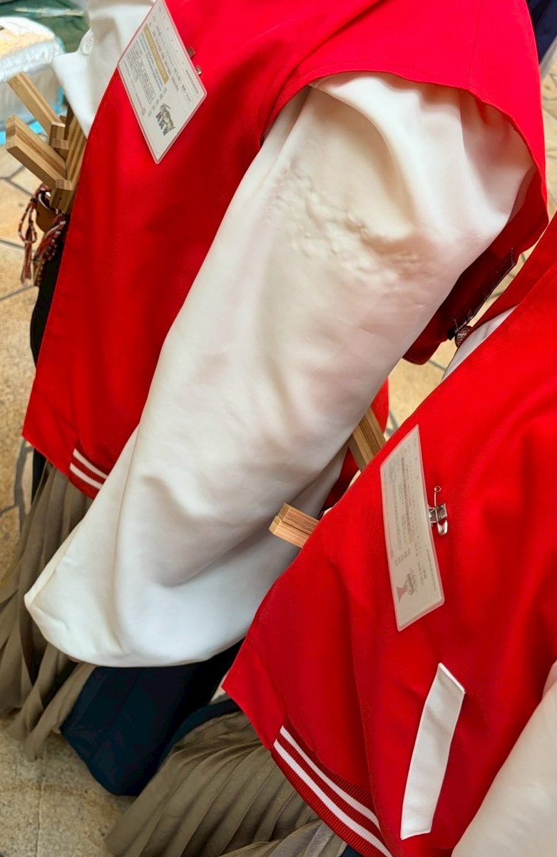saikai2012's tweet photo. 【いずよさ写真館~素敵アレンジを添えて~】
Sailing KOBEも終わり、次はついに高知！ですが！その前にみんなで楽しみまくったいずよさを振り返っちゃいます😉　
今日は祭会いずよさの醍醐味とも言える
2演舞目のアレンジの紹介です🚗💨
テーマは【ドライブに持っていきたいもの！】あなたはなに？ https://t.co/Gt7qJQ6yTz