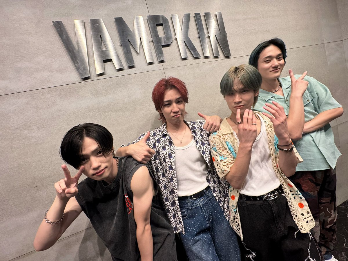 turn_a_staff's tweet photo. 『MUSIC CHAMP vol.09』ありがとうございました‼️✨

𓈒𓂂⋆͛📢 次回は路上ライブです

🗓 7月11日（土曜）
📍 桜木町付近
⏰ 16:00ごろから開始予定
※特典券はBASEで販売

ご来場お待ちしております☀️🌈 https://t.co/0NGmmjZnKv
