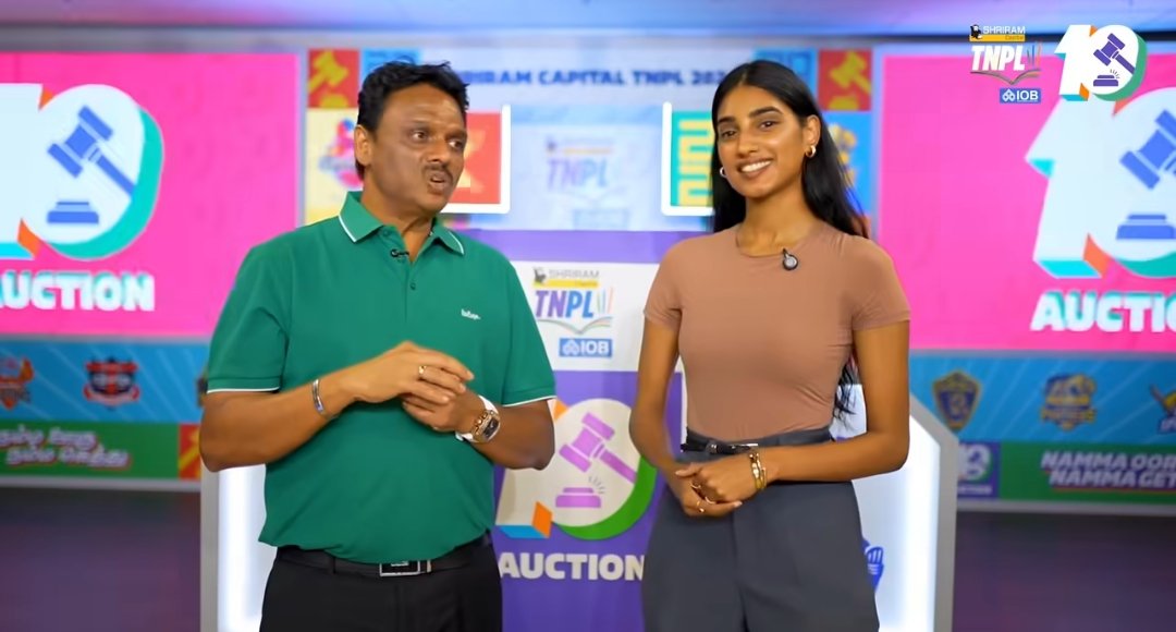 Arattai_darbar's tweet photo. Who is this New Female Presenter, Any One Knows her Name
#Tnpl #Tnplauction https://t.co/d3FadQeaNL