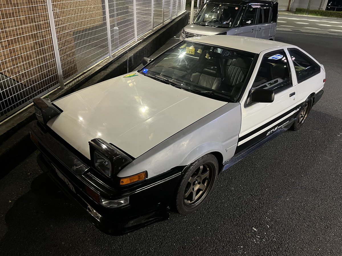 Ks_AE85kai_4AG's tweet photo. 基本これ。
だからほんまに買うってなったときは自分のことのように嬉しかったし一緒に取りに行ったときのことはずっと忘れないと思う。 https://t.co/nh4xLoanzw