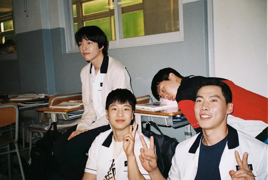 dmdk_00's tweet photo. 안수호 ㅈㄴ잘자는거 언제안웃김 ㅅ부ㅜㅜ https://t.co/wpmdwIN5nf