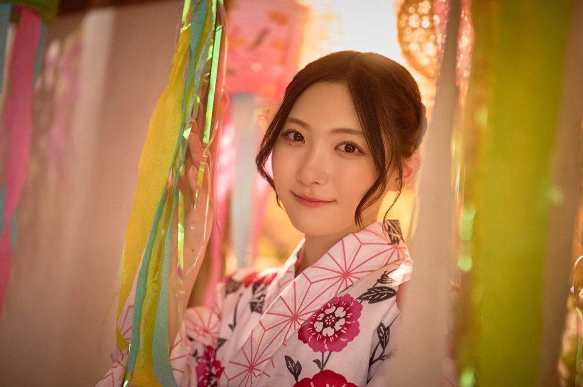 yuki_ko523's tweet photo. 無料10連全然出なかったけど、
櫻3人美しすぎるし、しょげは君と夏の終わり〜流れた。
#ユニエア https://t.co/wwbcE3VRJi