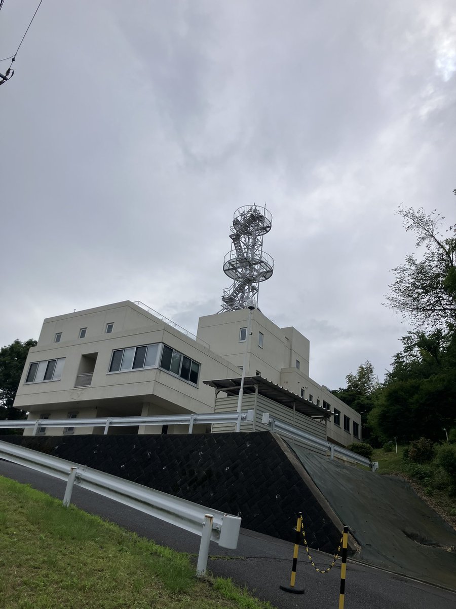umiuni8's tweet photo. とりあえず松江サイコー😊
帰ったら勉強しなきゃ☀️☁️⚡️🌀 https://t.co/TnXdnH22Sl