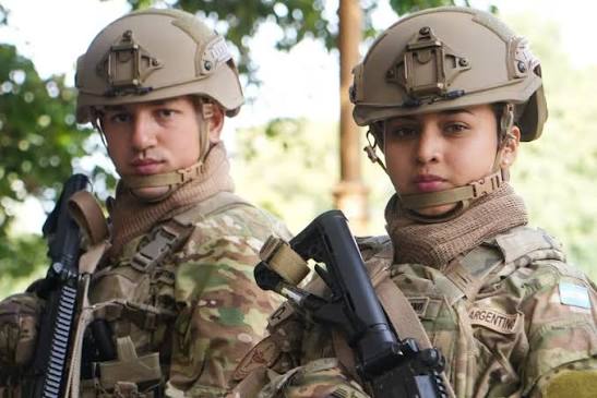 fmamericanoti's tweet photo. El Ejército prohibió quejas de los efectivos en redes sociales y WhatsApp https://t.co/LopuR4hV6C https://t.co/qEyKT3eibS
