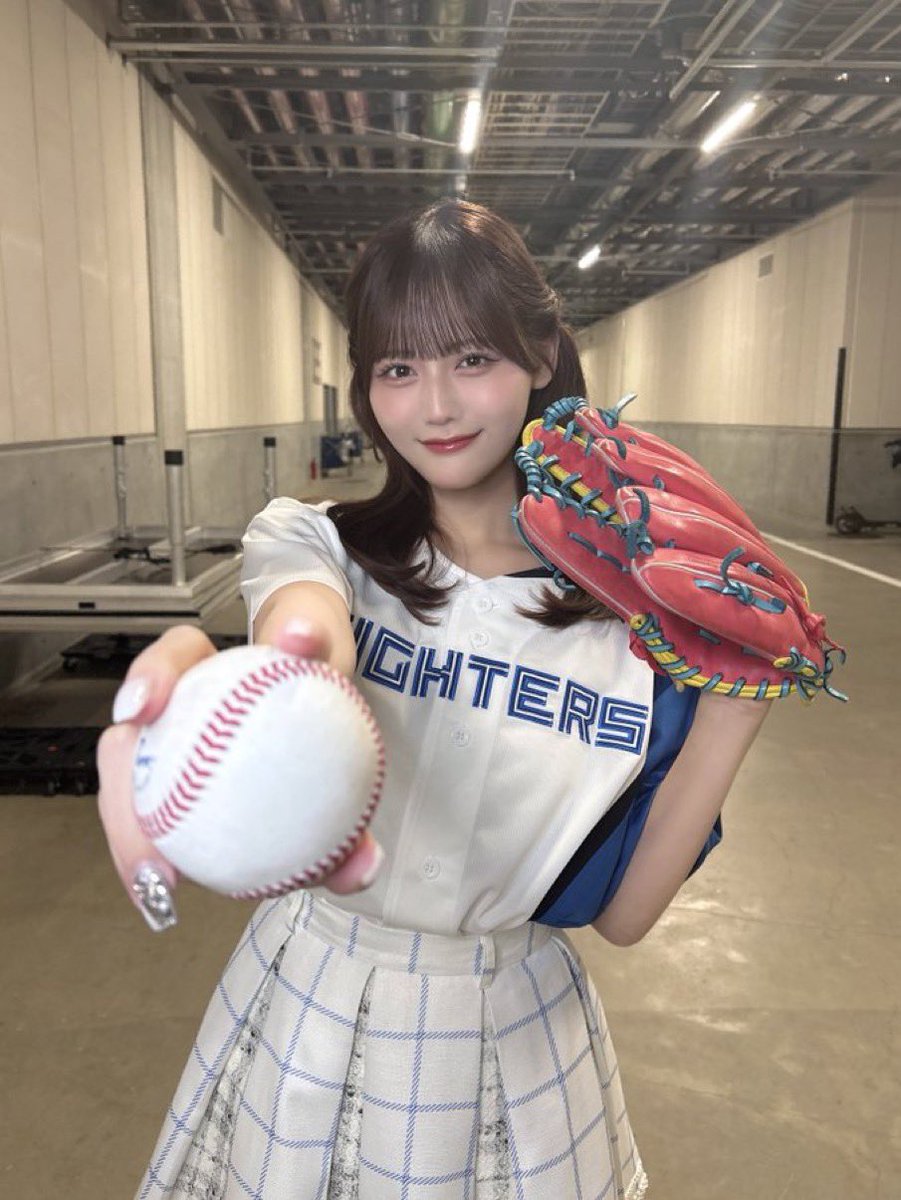 瞳とキャッチボール…？⚾️❤️ #イコラブ #髙松瞳