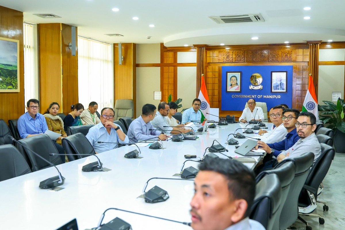 YKhemchandSingh's tweet photo. Reviewed the Health Department today with the Health Commissioner, the Directors of JNIMS and Churachandpur Medical College, focusing on the implementation of PM-JAY/CMHT, the Ayushman Bharat Digital Mission (ABDM), and the developmental initiatives of CMC.

Reviewed the progress of these flagship schemes and assessed measures to strengthen healthcare delivery by addressing existing gaps. Our Government remains committed to ensuring accessible, seamless and quality healthcare for every citizen of Manipur.