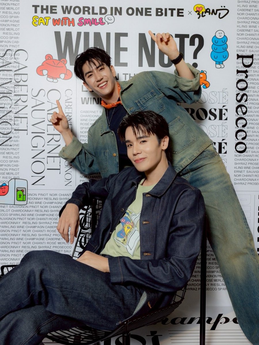 muumeoow's tweet photo. 2 รูปนี้ป้าให้เลย อันนี้ดี ประมาณนี้หมอประมาณนี้😖💗💗💗💗 https://t.co/0Xr0bq5ihI