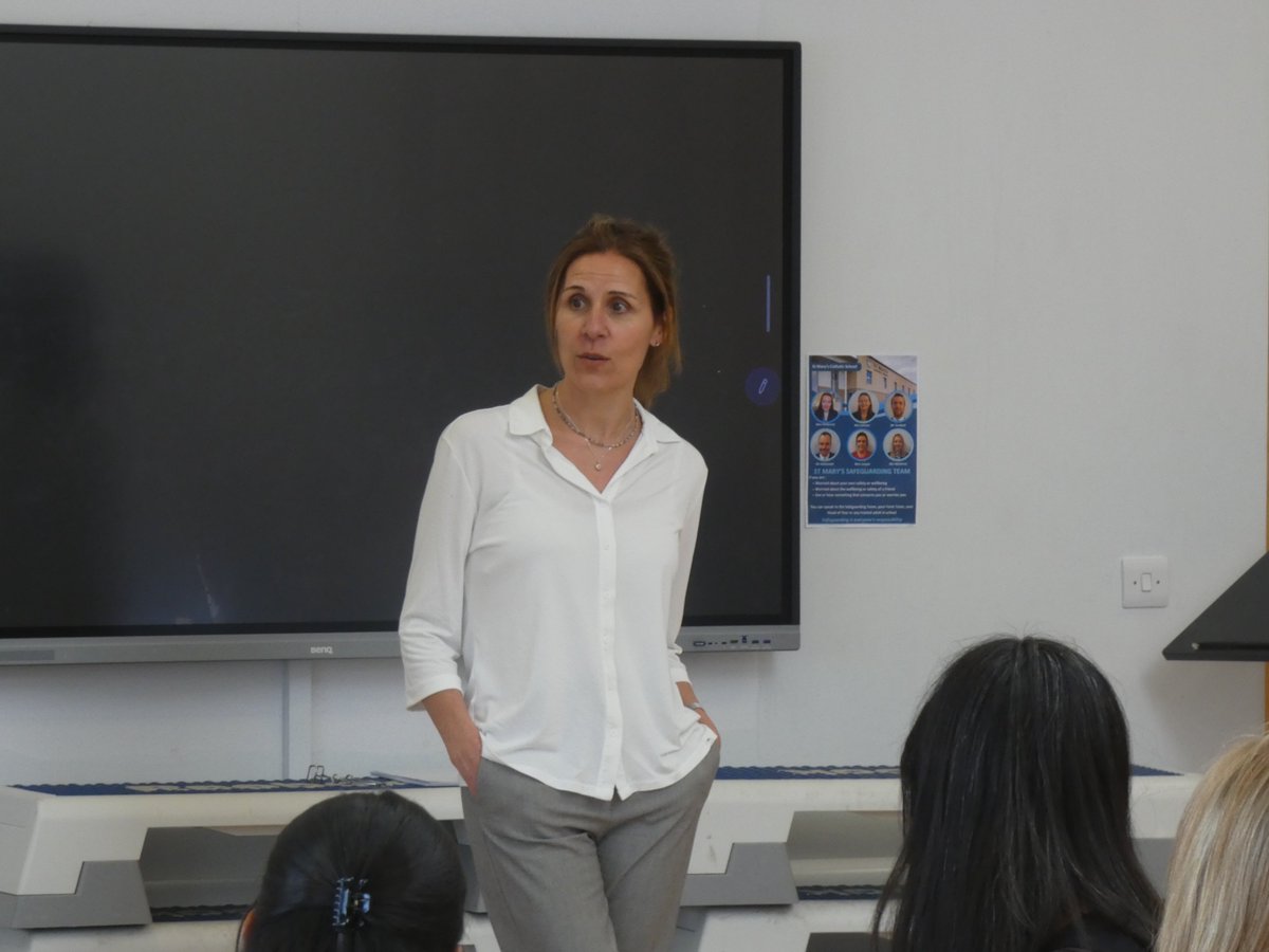 StMarysNewc's tweet photo. We were delighted to host the @BishopBewick Applying to Medicine and Dentistry Conference last week for Year 12 students. The day included students completing workshops on the UCAT and MMI. Whilst, we also heard from guest speakers such our keynote speaker, Judit Llevadias, Lead Paediatic Consultant, and Alex Rushworth, a Clinical Trainer in Child Dental Health at @UniofNewcastle